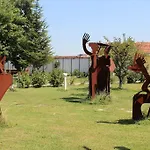 Pensionat Galeria In The Garden
